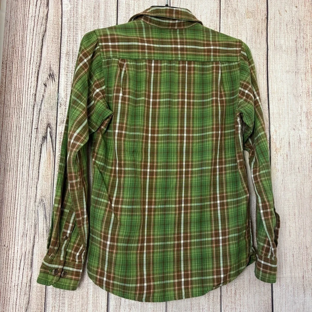 The North Face Mens Plaid Long Sleeve Button up shirt size Small